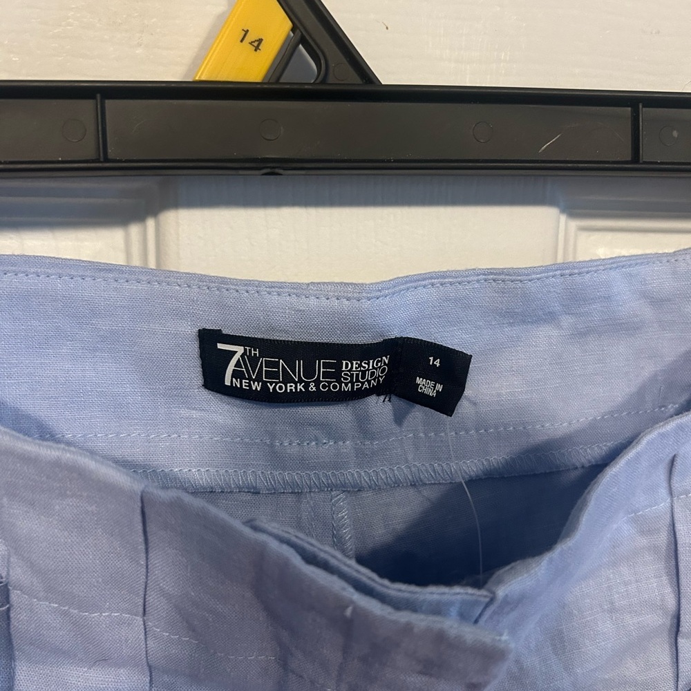 New York & Company Light Blue Linen-Blend Shorts - Picture 3 of 4